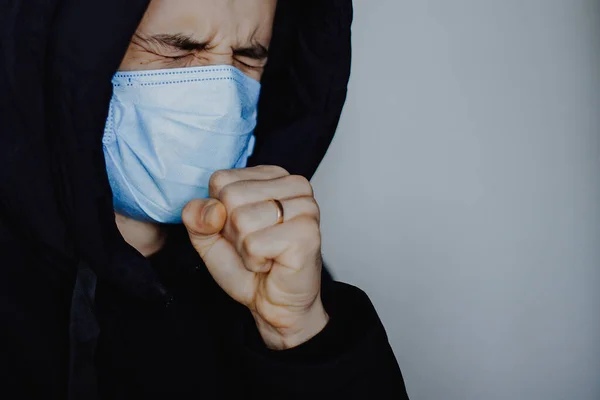 Máscara Médica Obrigatória Todos Que Saem Casa Durante Quarentena Foto — Fotografia de Stock