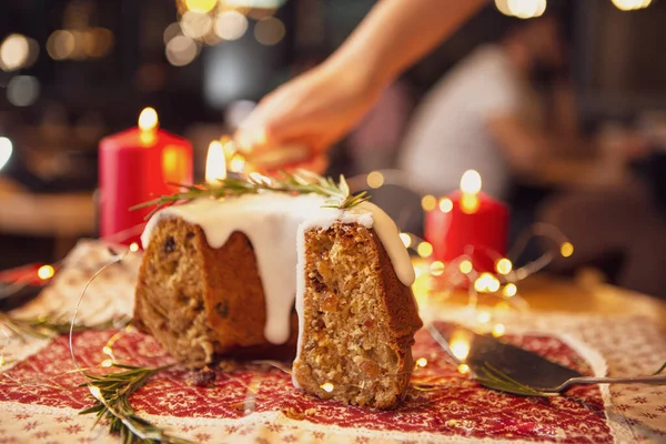 Gâteau Noël Décoré Pâtisserie Noël Européenne Traditionnelle Parfumé Maison Soufflé — Photo