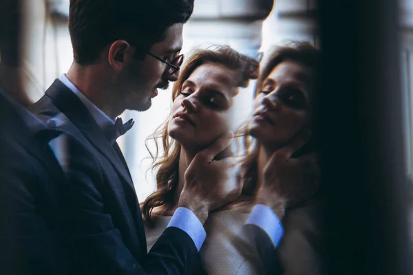 Promotionele Shoot Van Bruiden Stijlvolle Trouwkleding Het Midden Van Chique — Stockfoto