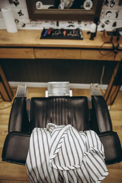 2019 Vinnitsa Ucrânia Cadeira Barbearia Fluxo Trabalho Cabeleireiro Moderno Elegante — Fotografia de Stock