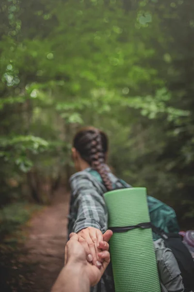 Une Voyageuse Avec Sac Dos Touriste Dans Élégant Vêtement Hipsters — Photo