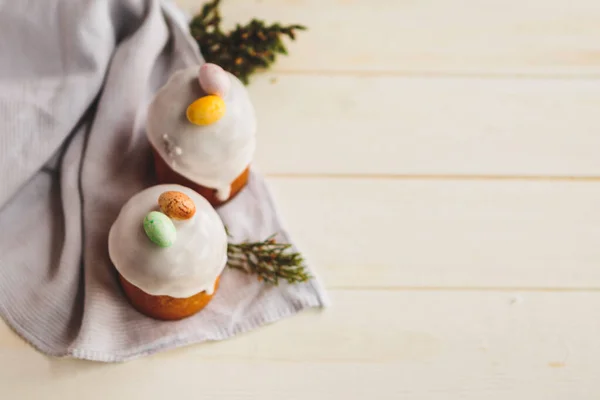 Feliz Fundo Páscoa Com Bolo Pão Páscoa Decorado Com Esmalte — Fotografia de Stock