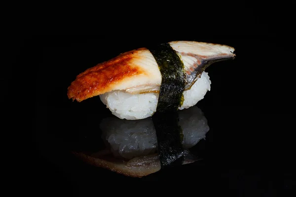Photograph Sushi Roles Black Mirror Background — Stock Photo, Image