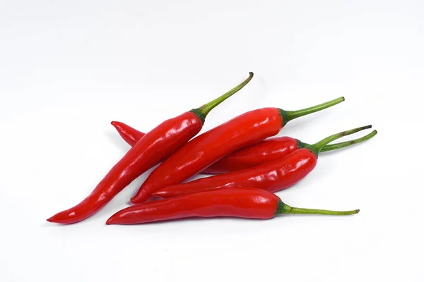 Närbild Ovanifrån Röd Chili Peppar Med Skivad Vit Bakgrund Raw — Stockfoto