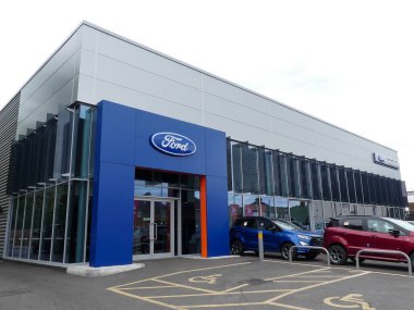 Hartwell Ford araç galerisi, 202-204 Rickmansworth Yolu, Watford, Hertfordshire, İngiltere