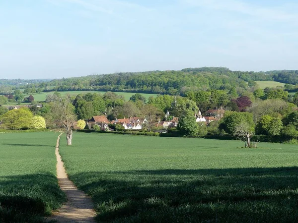 Güzel Buckinghamshire köyü Chiltern Hills 'deki Küçük Missenden
