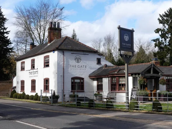 Gate Public House Rickmansworth Road Chorleywood Hertfordshire Inglaterra Reino Unido — Foto de Stock