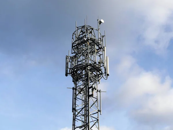 Mobile Phone Mast Micklefield Green Hertfordshire Inglaterra Reino Unido — Fotografia de Stock