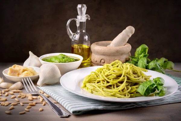 Spaghetti Sosem Pesto Genoese — Zdjęcie stockowe