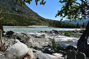 Katun ve Inya nehrinin kesişmesi.