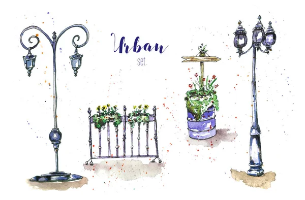 sokak lambaları ve saksı.