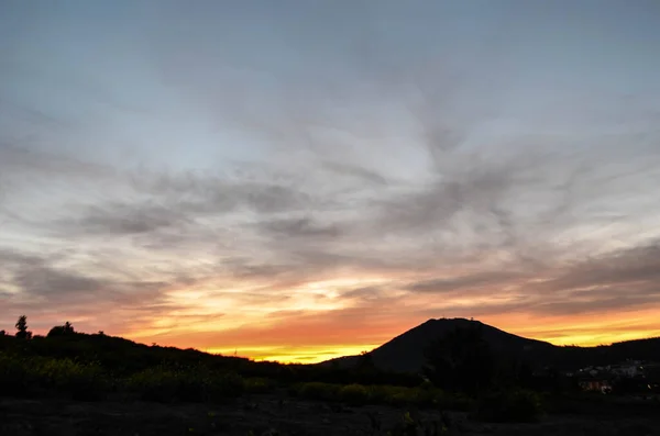 Изображения Пейзажей Красочным Закатным Небом Весной — стоковое фото