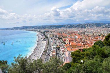 Old Town, Promenade des Anglais ve plajlar. Güzel, France. Fotoğraf Castle Hill 'den.