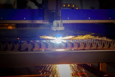 Cnc plazma kesme makinesi metali keser