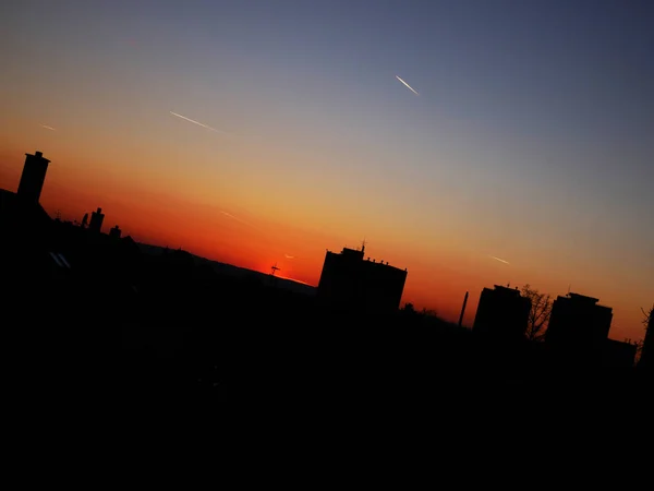 Schöner Sonnenuntergang Aus Der Stadt Mit Sternschnuppen — Stockfoto