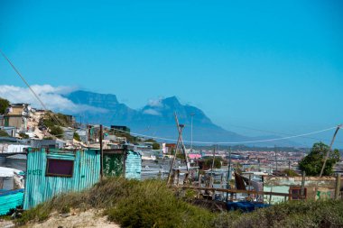 Khayelitsha kasabasında, Cape Town, Güney Afrika 'da gayri resmi yerleşim yerleri.