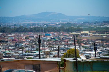 Khayelitsha kasabasında, Cape Town, Güney Afrika 'da gayri resmi yerleşim yerleri.
