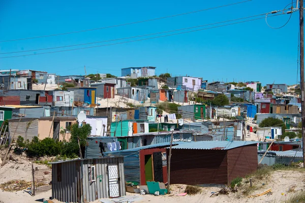 Khayelitsha kasabasında, Cape Town, Güney Afrika 'da gayri resmi yerleşim yerleri.