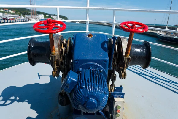 Ankare Windlass Prognos Båt Hamnen Sassnitz Ruegen Tyskland — Stockfoto