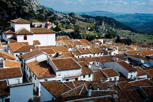 Endülüs 'ün beyaz köy grazalemasının çatı desenleri, İspanya