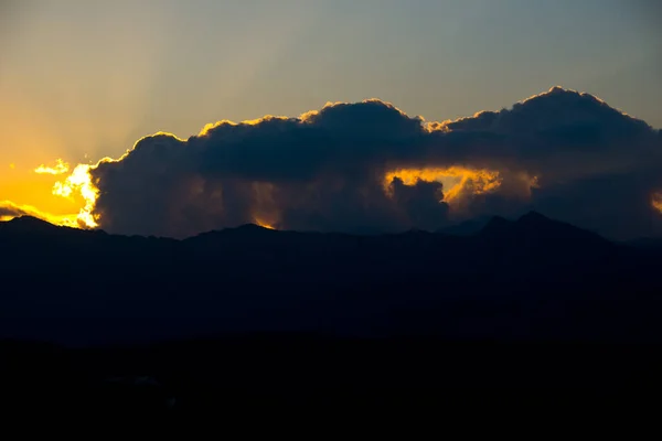 Onweer Wolken Vormen Zich Sierra Las Nieves Gezien Vanaf Ronda Rechtenvrije Stockfoto's