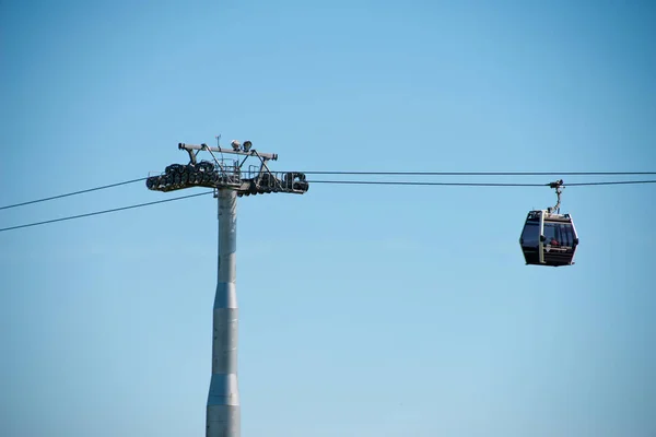 Kamu parkındaki Cablecar kulübesi, Marzahn, Berlin, Almanya