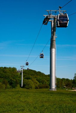 Kamu parkındaki Cablecar kulübesi, Marzahn, Berlin, Almanya