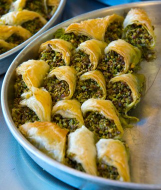 Gaziantep 'teki Türk fırınında çeşitli baklavalar, baklava' nın başkenti.