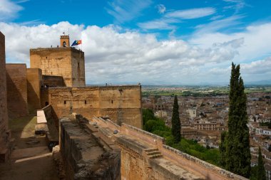 Granada şehri, Alhambra Sarayı 'ndan görünüyor.