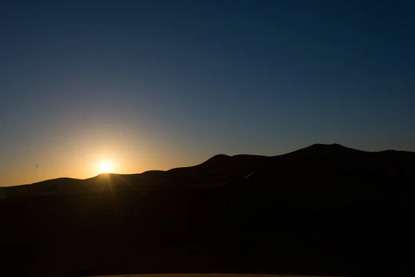 Napkelte Szaharai Sivatagban Erg Chebbi Morokkó — Stock Fotó