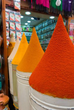 Fas 'ta pazardaki baharatlar