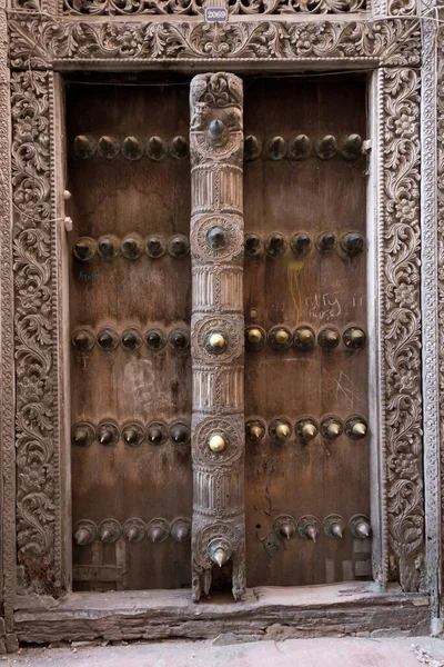 Pintu Ornamen Kayu Tradisional Kota Batu Zanzibar Tanzania — Stok Foto