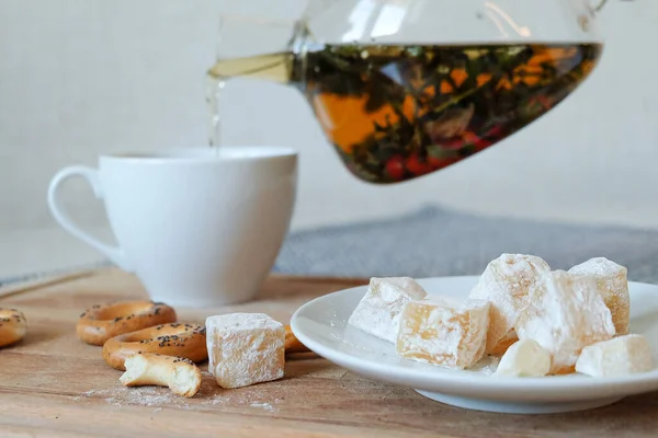 Morning Invigorating Herbal Tea Glass Teapot Bagels Turkish Delight Wooden — Stock Photo, Image