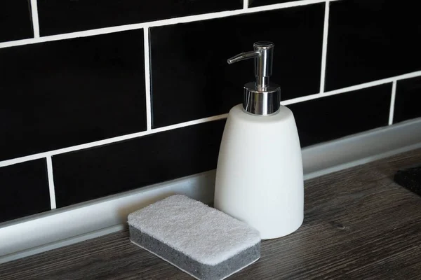 Dishwashing Liquid Dispenser Sponge Washing Dishes Wooden Table Background Black — Stock Photo, Image