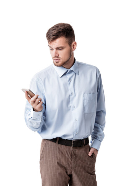 Бизнесмен разговаривает по телефону