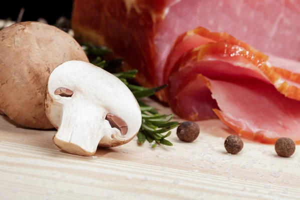 Smoked Ham with mushrooms, tomato, garlic and herbs — Stock Photo, Image