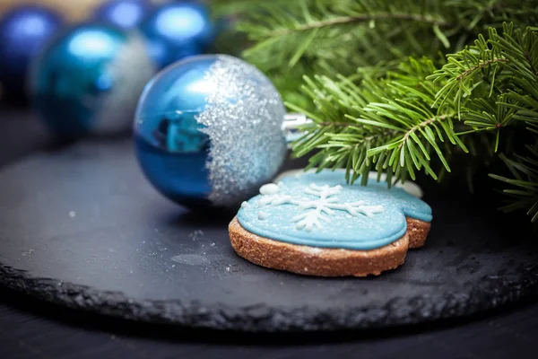 Süslü Noel mitten gingerbread buzlanma kurabiyesi