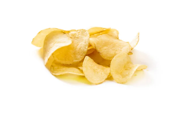 Krispig potatis chips isolerad på vit bakgrund närbild — Stockfoto