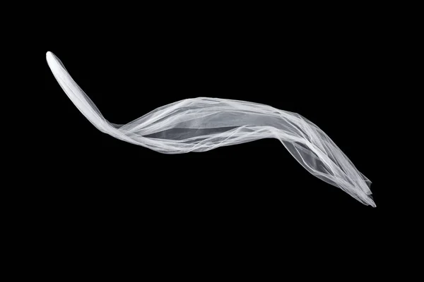 Casamento véu nupcial branco isolado no fundo preto. véu flutters no vento — Fotografia de Stock