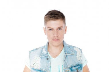 genç adam izole denim beyaz arka plan