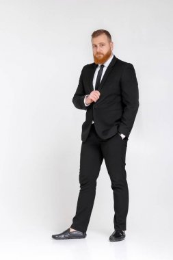 Takım elbiseli iş adamı.