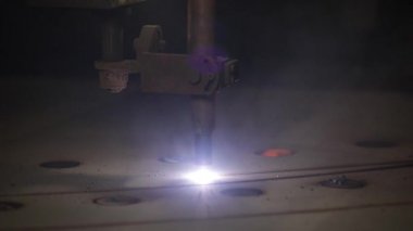 Endüstriyel cnc plazma kesim metal plaka