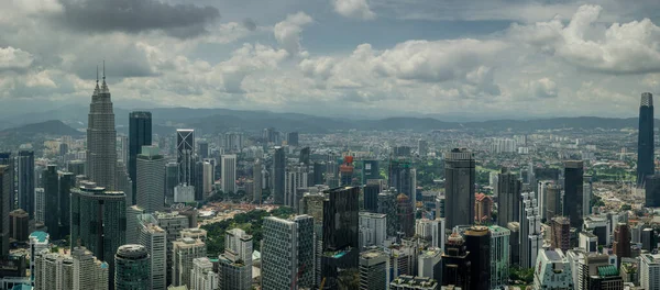 KL Kulesi 'nden Kuala Lumpur' un görüntüsü