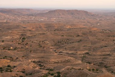 Güney Tunisia, Djebel dahar