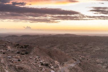 Güney Tunisia, Djebel dahar