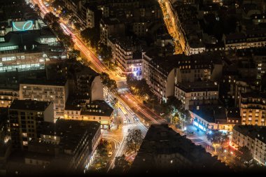 Paris, geceleri La Defans
