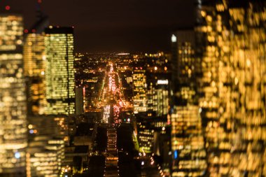 Paris, geceleri La Defans