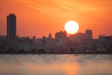Tunus Tunus 'un bazı farklı görünümleri