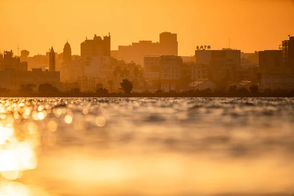 Tunus Tunus 'un bazı farklı görünümleri