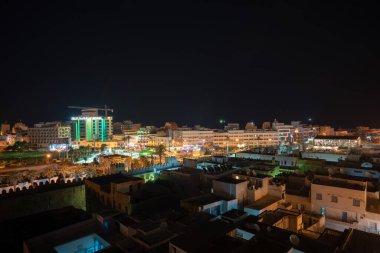 Gece boyunca biraz susam manzarası. Tunus